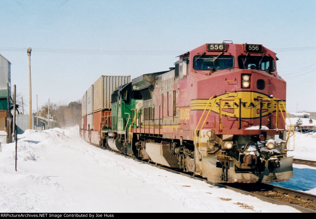 BNSF 556 East